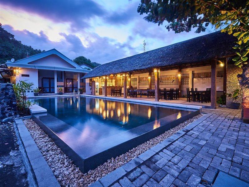 Cocotinos Lembeh A Boutique Dive Lodge Bitung Exterior photo